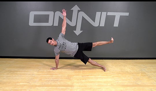 Bodyweight Exercise: Gladiator Complex