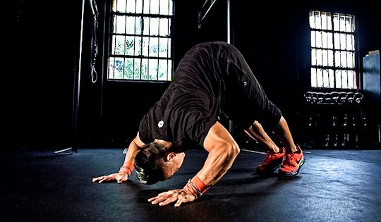 4 Exercises to Progress Your Handstand