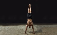 3 Tests to Perfect Your Handstand