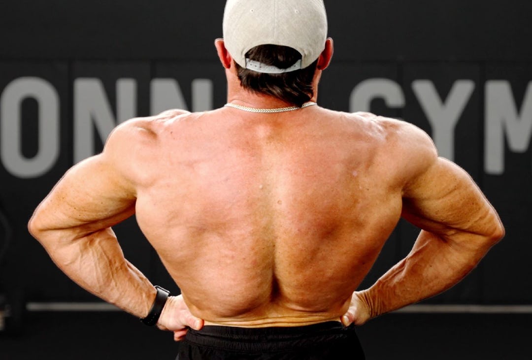 How To Lat Spread Like A Bodybuilder